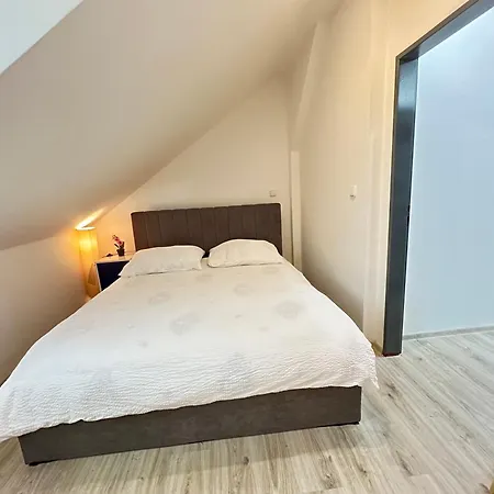 Tonny Apartament